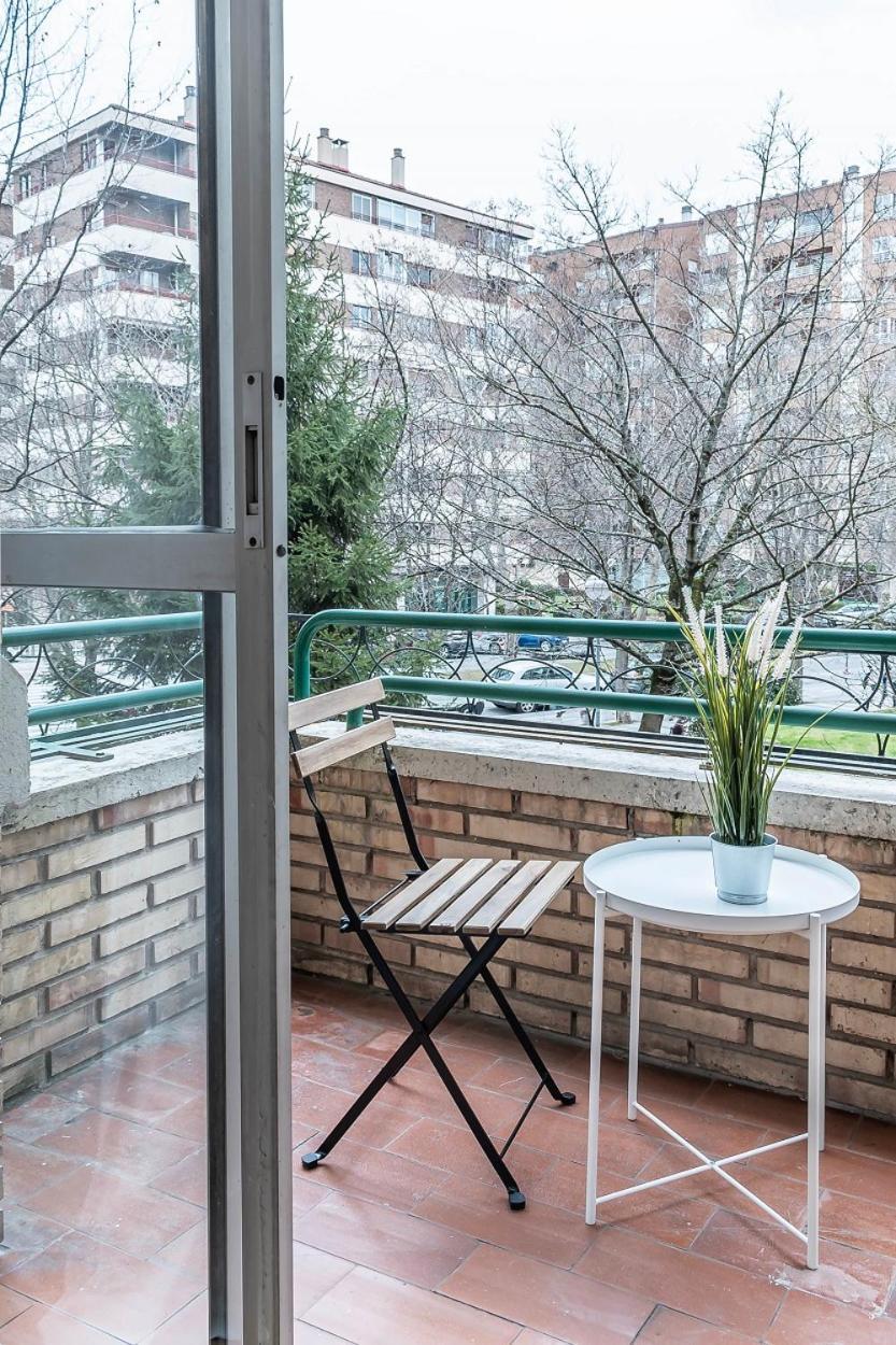 Funcional Y Renovado Apartamento En Iturrama Pamplona Exterior photo